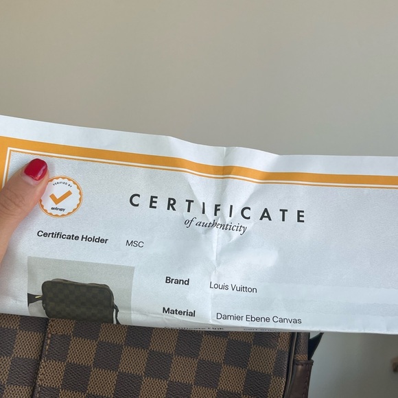 Louis Vuitton Damier square cross body in excellent condition! - Picture 9 of 11